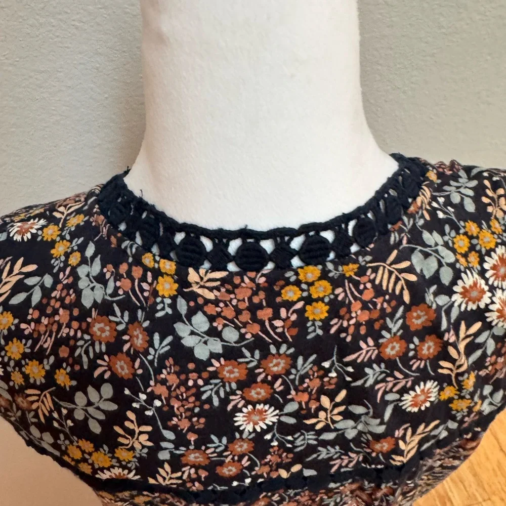 Lucky Brand Floral Sleeveless Blouse - navy  and Brown - Picture 5 of 7